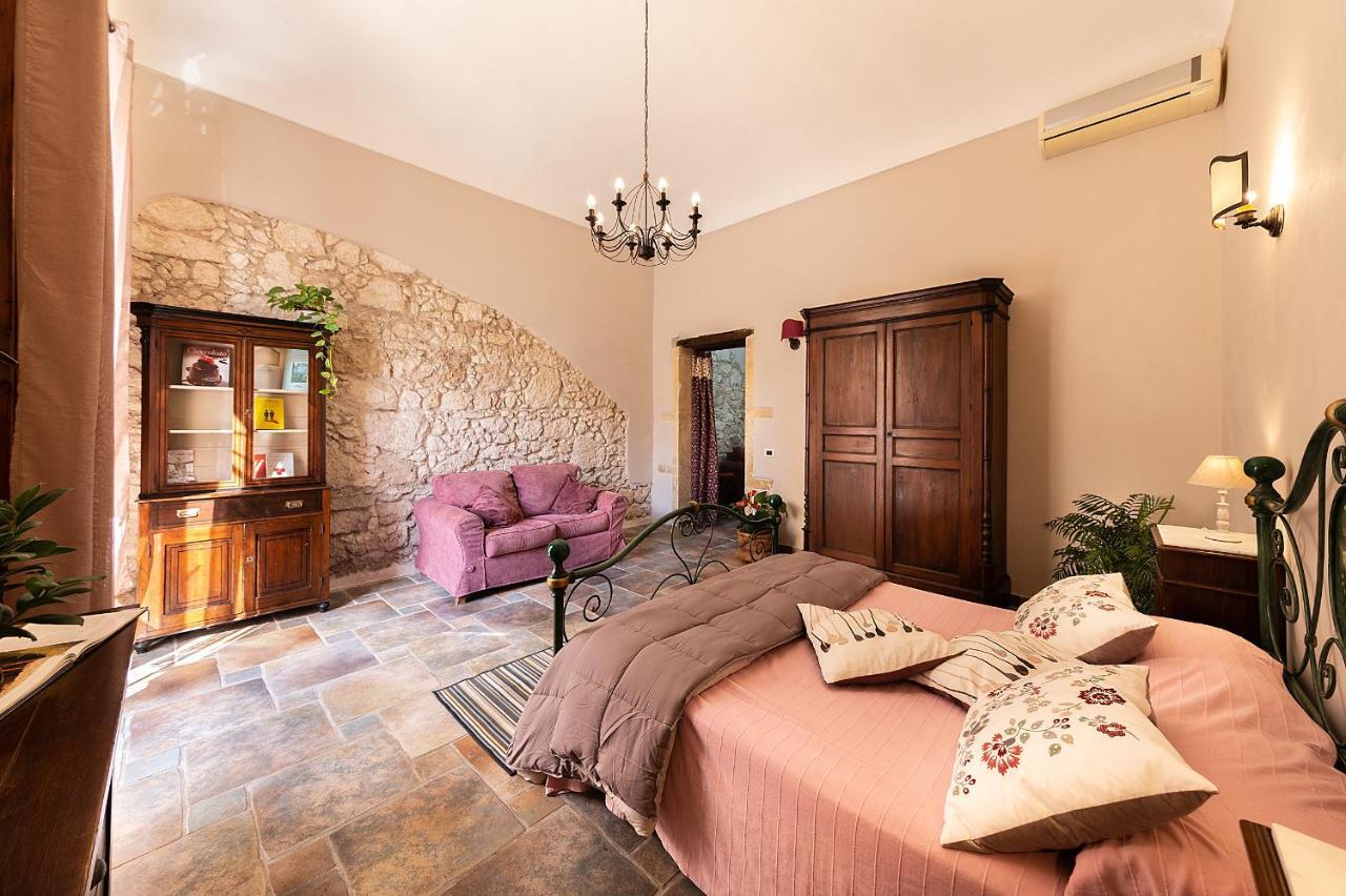 Antica Ospitalita Del Borgo Villa Syracuse Exterior photo